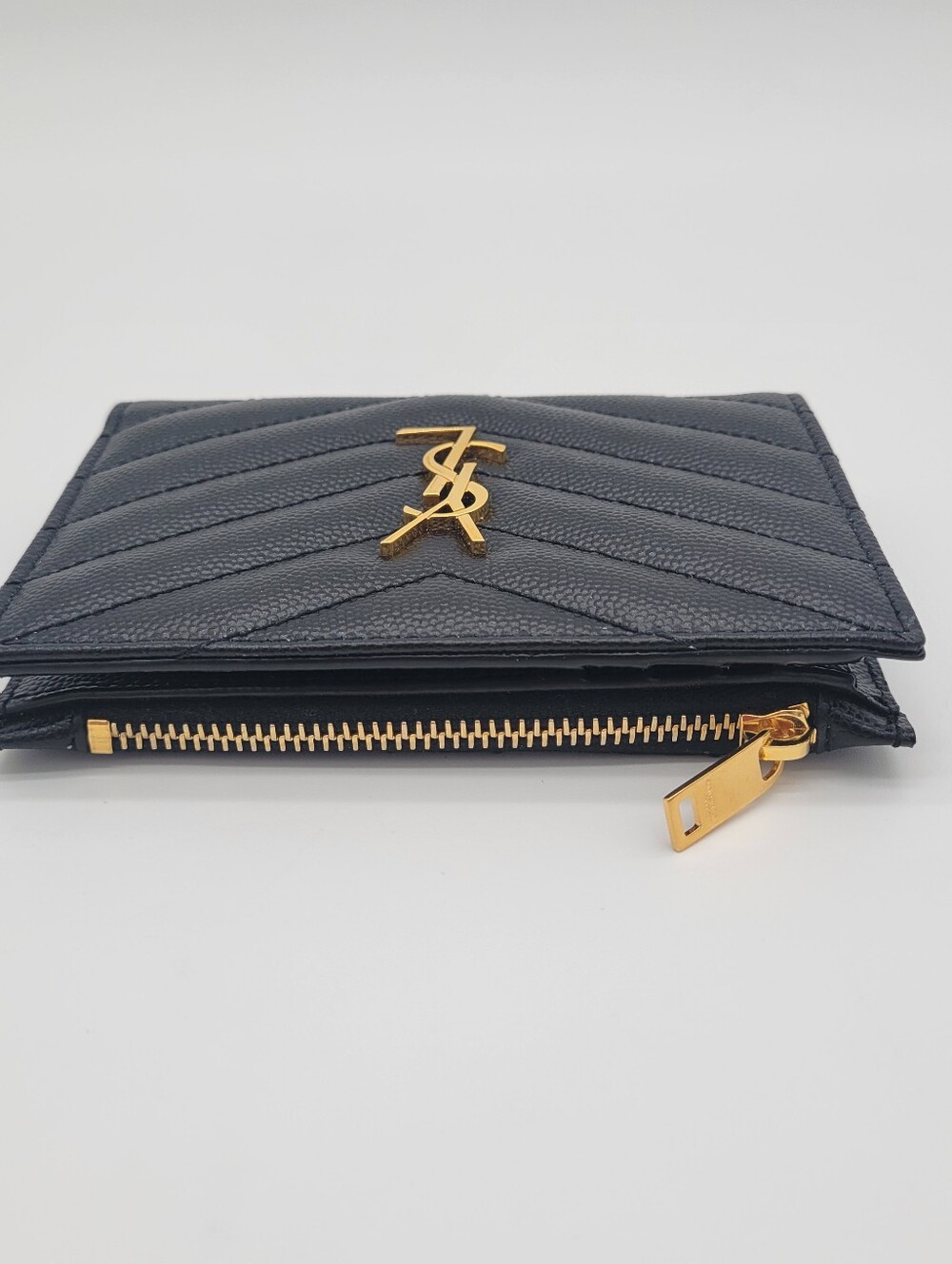 NWOTs! Saint Laurent Black Cheveron Quilted Pebbked Leather Bi- Fold Wallet - Picture 6 of 9